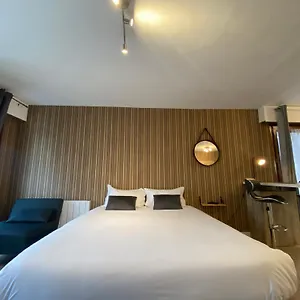 & Aux Portes De Geneve Appartement